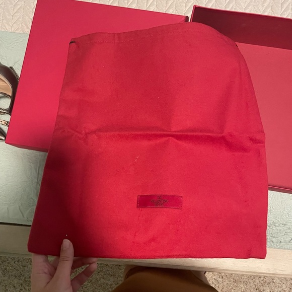 NIB Valentino Heels - Picture 2 of 12